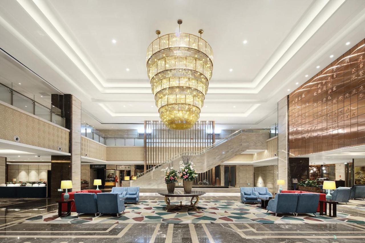 Jinan Luxury Blue Horizon Hotel Exterior foto