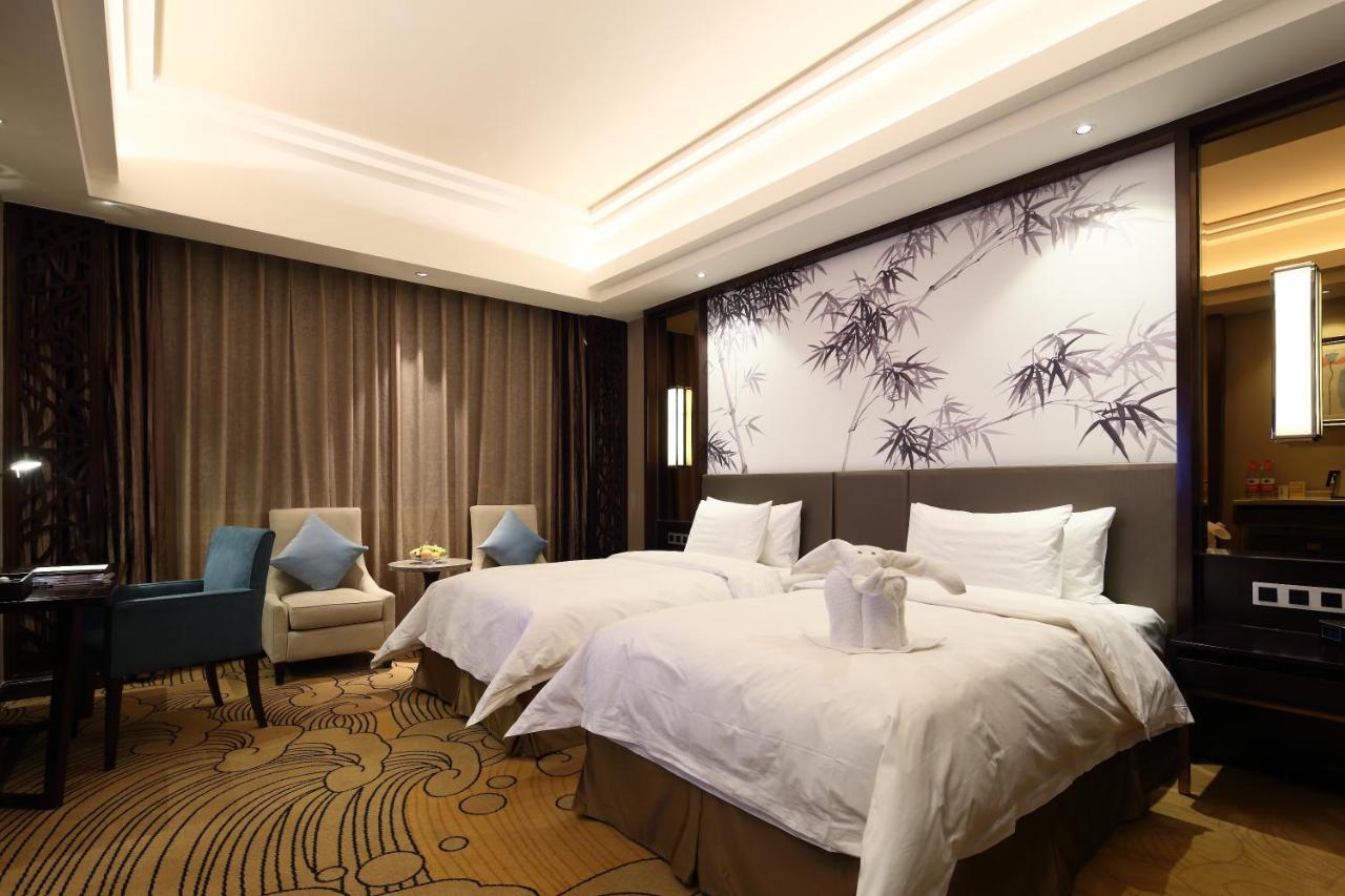 Jinan Luxury Blue Horizon Hotel Exterior foto